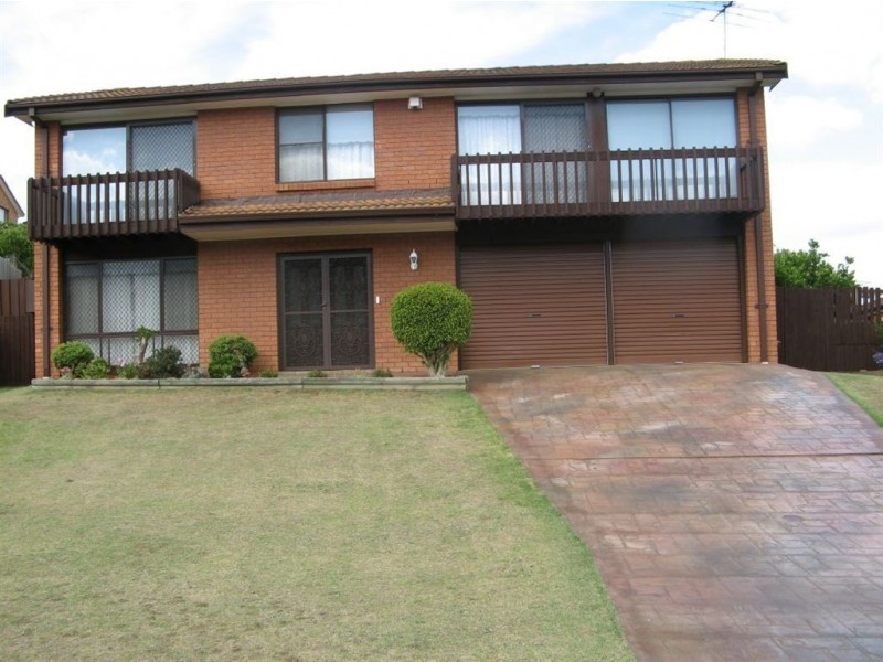 14 Merryweather Close, Minto NSW 2566