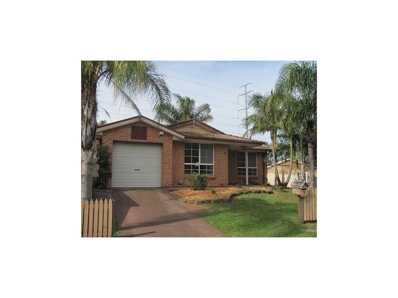 76 Carnarvon Street, Bow Bowing NSW 2566