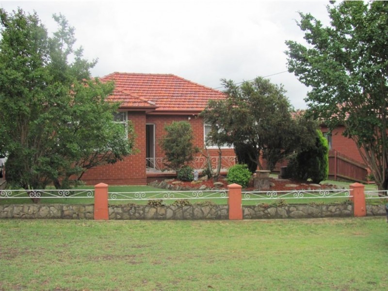 36B Parkland Avenue, Macquarie Fields NSW 2564