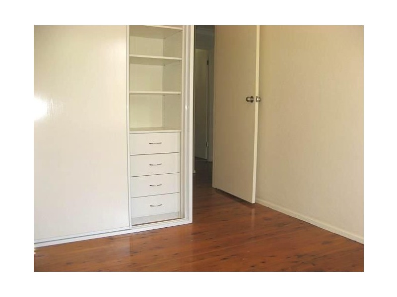 136 Helicia Road, Macquarie Fields NSW 2564