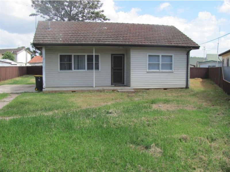 11 Annette Avenue, Ingleburn NSW 2565