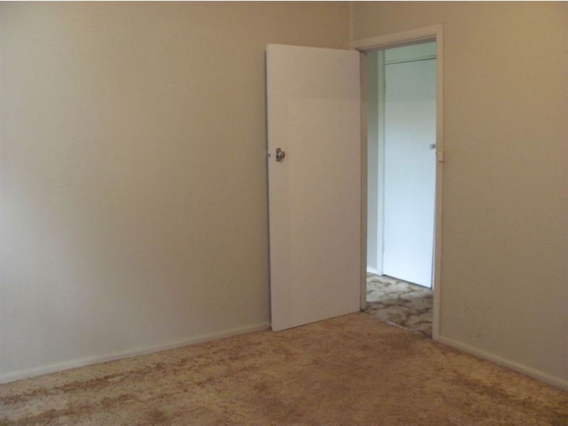 11 Annette Avenue, Ingleburn NSW 2565