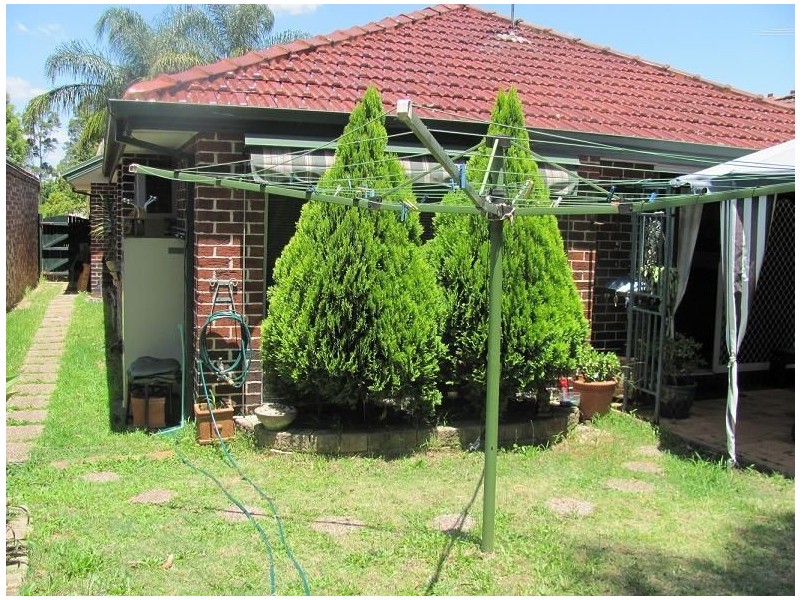 50 Colo Court, Wattle Grove NSW 2173