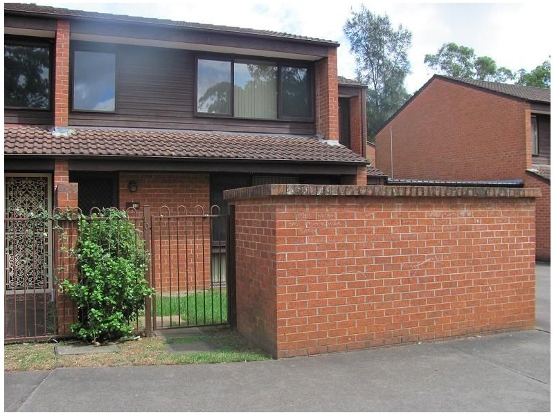 10/15-19 Fourth Avenue, Macquarie Fields NSW 2564