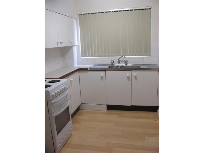 10/15-19 Fourth Avenue, Macquarie Fields NSW 2564