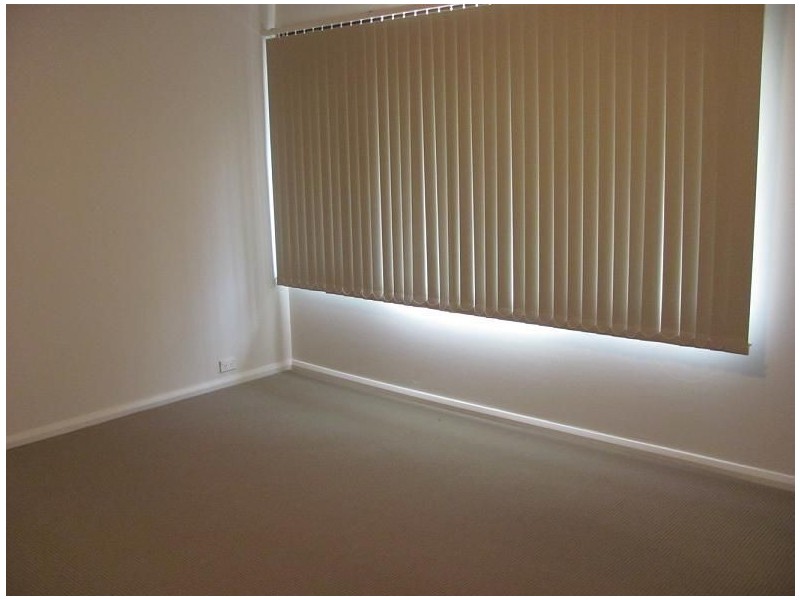 10/15-19 Fourth Avenue, Macquarie Fields NSW 2564