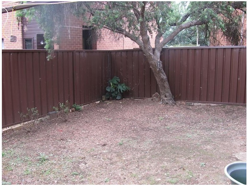 10/15-19 Fourth Avenue, Macquarie Fields NSW 2564