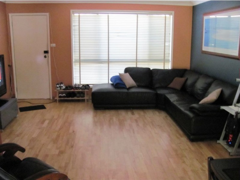 6/7 Shrike Place, Ingleburn NSW 2565