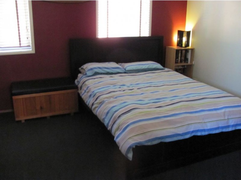 6/7 Shrike Place, Ingleburn NSW 2565