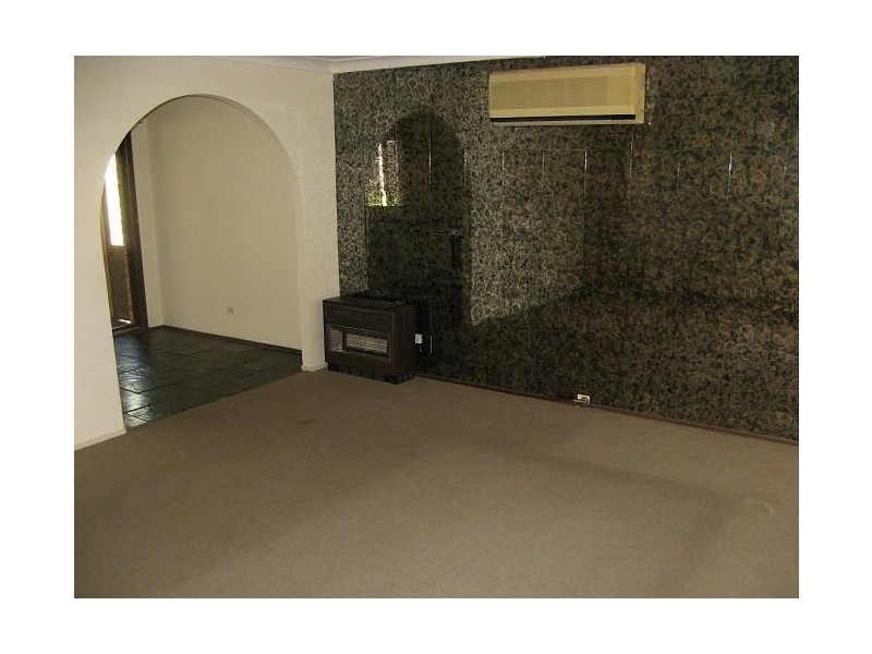 27 Delaunay Street, Ingleburn NSW 2565