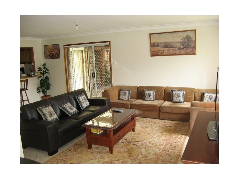 12 Kerema Place, Glenfield NSW 2167