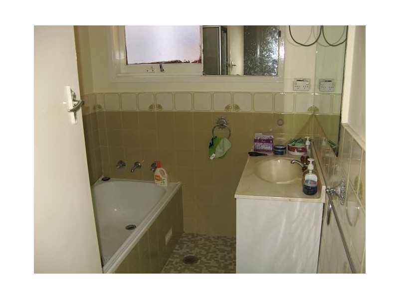 69 Kingsclare Street, Leumeah NSW 2560