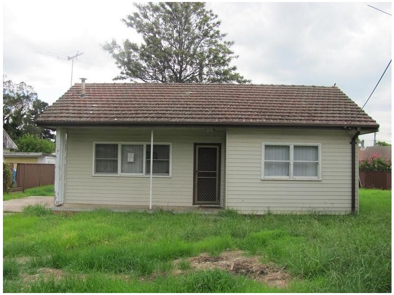 11 Annette Place, Ingleburn NSW 2565