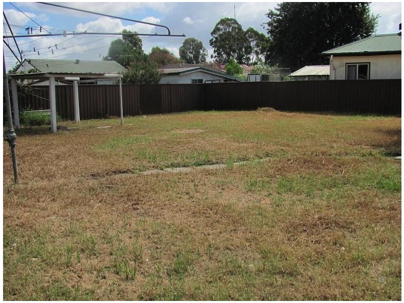 11 Annette Place, Ingleburn NSW 2565