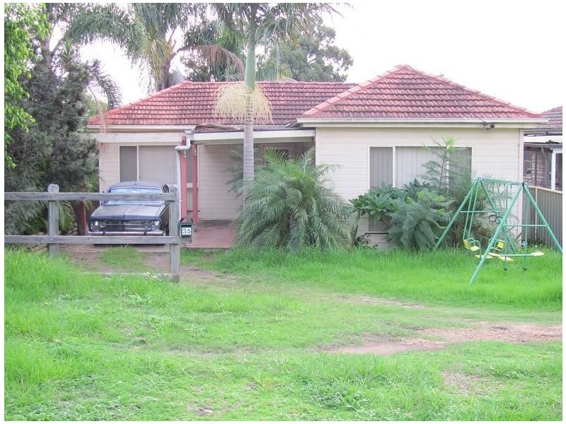 35 Euroka Street, Ingleburn NSW 2565