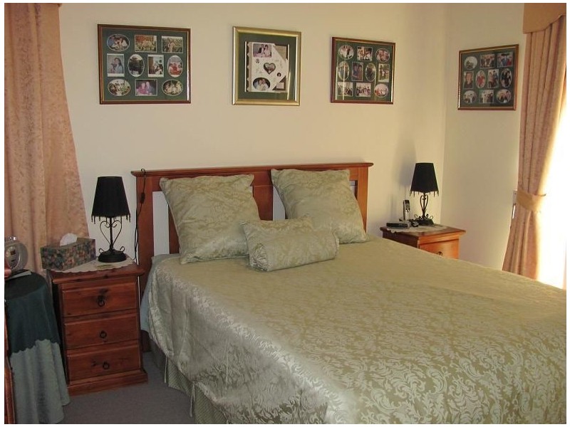 32 Wilkinson Crescent, Ingleburn NSW 2565