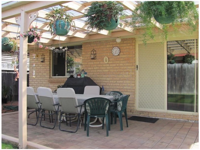 32 Wilkinson Crescent, Ingleburn NSW 2565