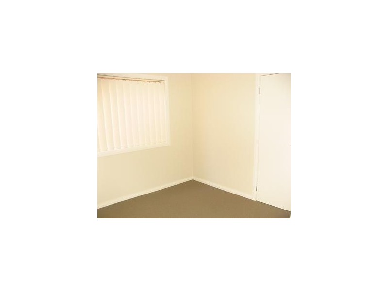9B Ivanhoe Street, Ingleburn NSW 2565