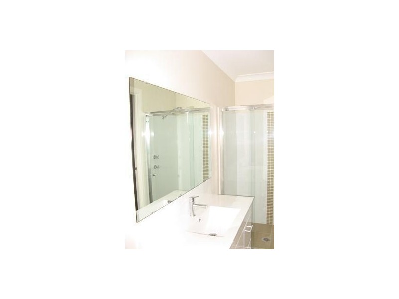 9B Ivanhoe Street, Ingleburn NSW 2565