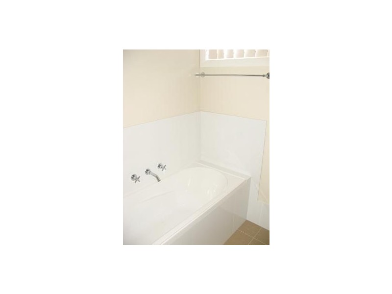 9B Ivanhoe Street, Ingleburn NSW 2565