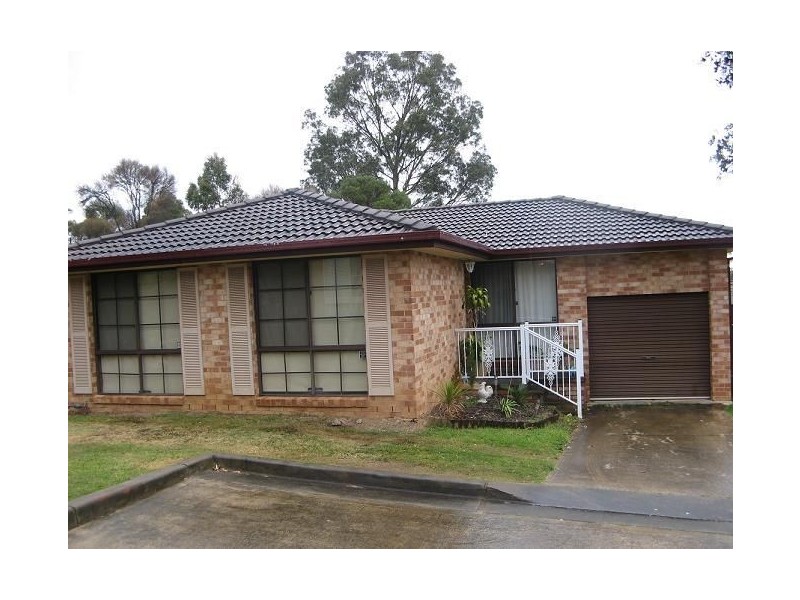 7/6 Allard Place, Ingleburn NSW 2565