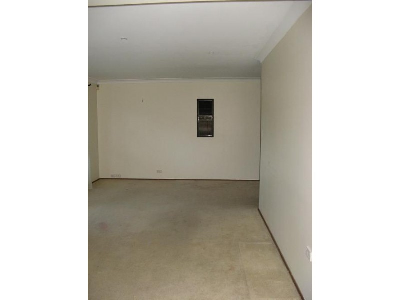 34 Richmond Crescent, Campbelltown NSW 2560