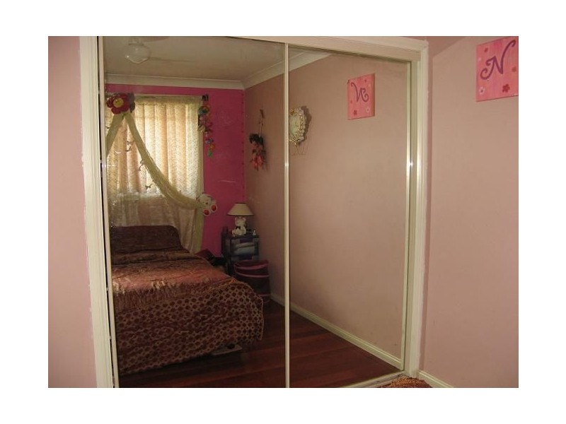 2/8 Redfern Road, Minto NSW 2566