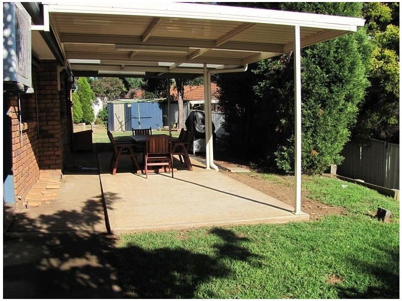 14 Heliodor Place, Eagle Vale NSW 2558