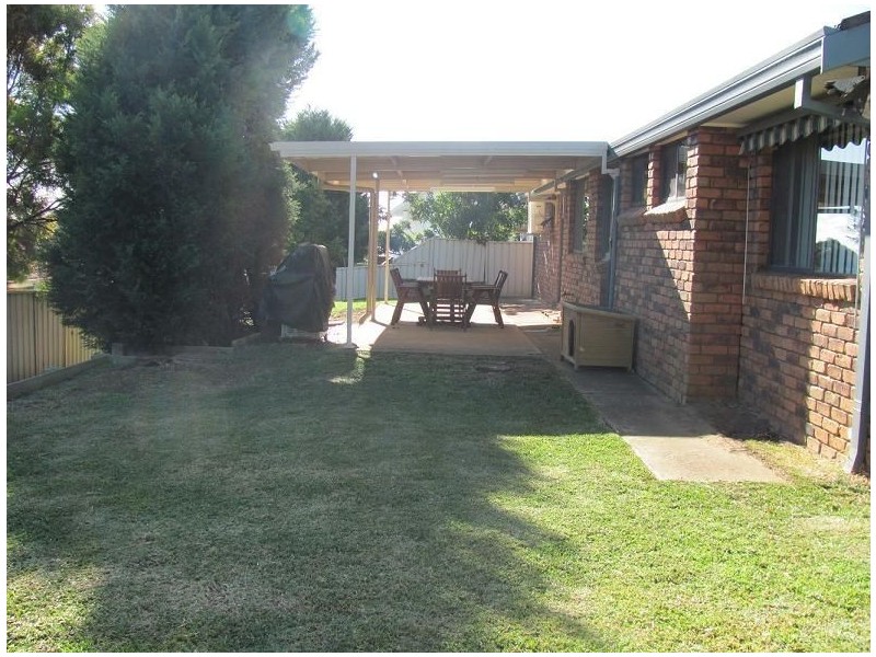 14 Heliodor Place, Eagle Vale NSW 2558