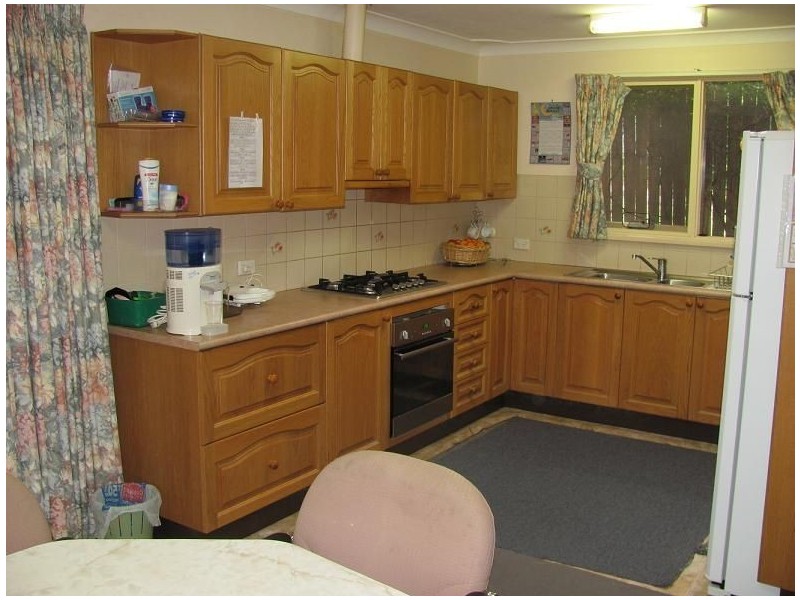 33 Harrow Road, Glenfield NSW 2167