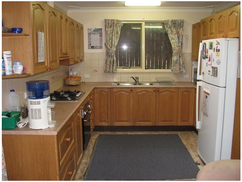 33 Harrow Road, Glenfield NSW 2167