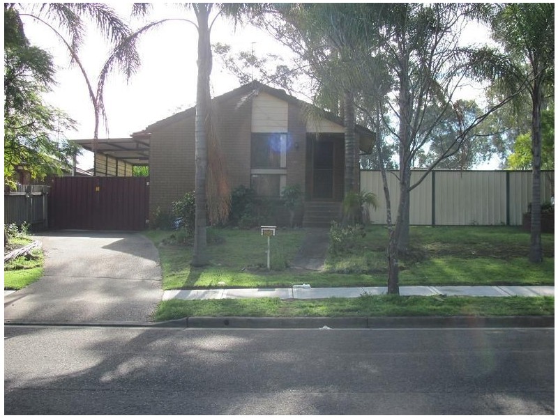 86 Evelyn Street, Macquarie Fields NSW 2564