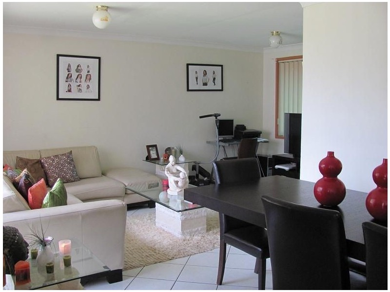 21 Livingstone Avenue, Ingleburn NSW 2565