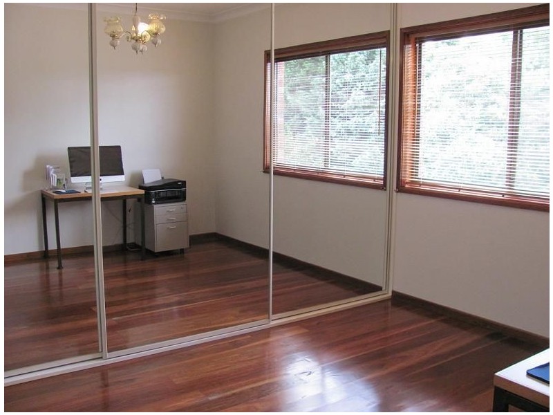 13 Hodkin Place, Ingleburn NSW 2565