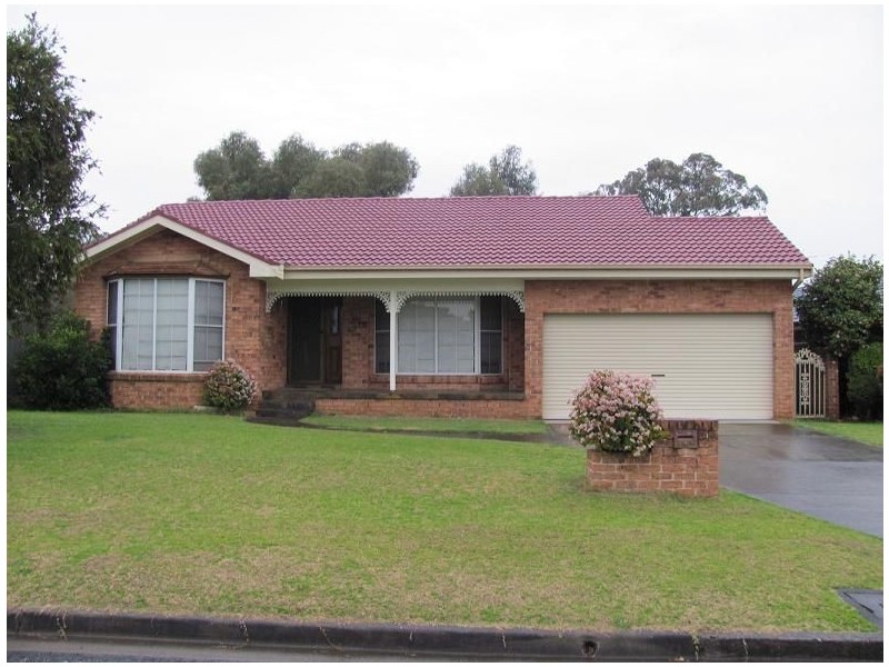 18 Moorhen Street, Ingleburn NSW 2565