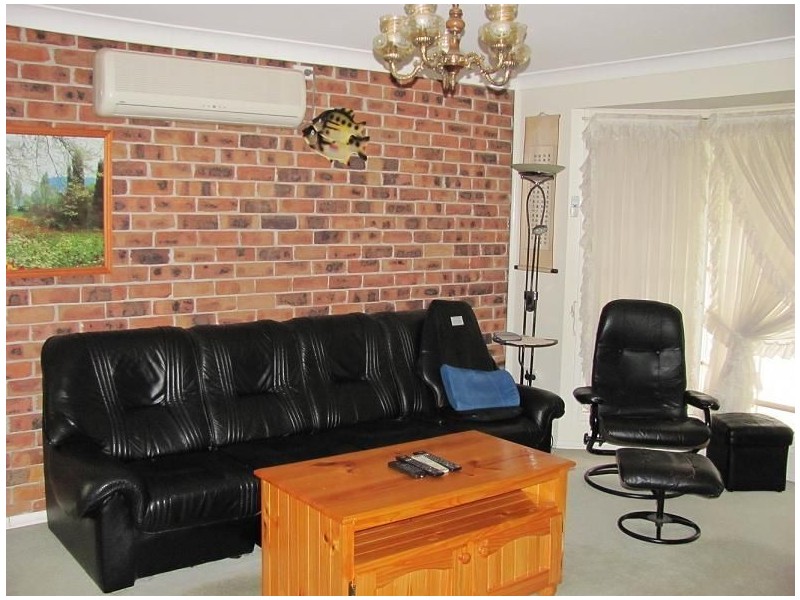 18 Moorhen Street, Ingleburn NSW 2565