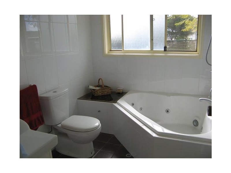 49 Lantana Street, Macquarie Fields NSW 2564