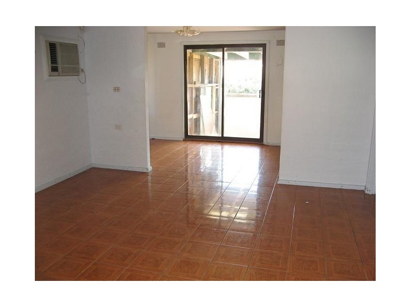 107 Eucalyptus Drive, Macquarie Fields NSW 2564