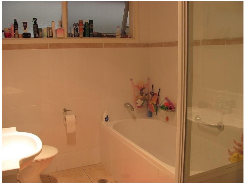 23 Stranraer Drive, St Andrews NSW 2566