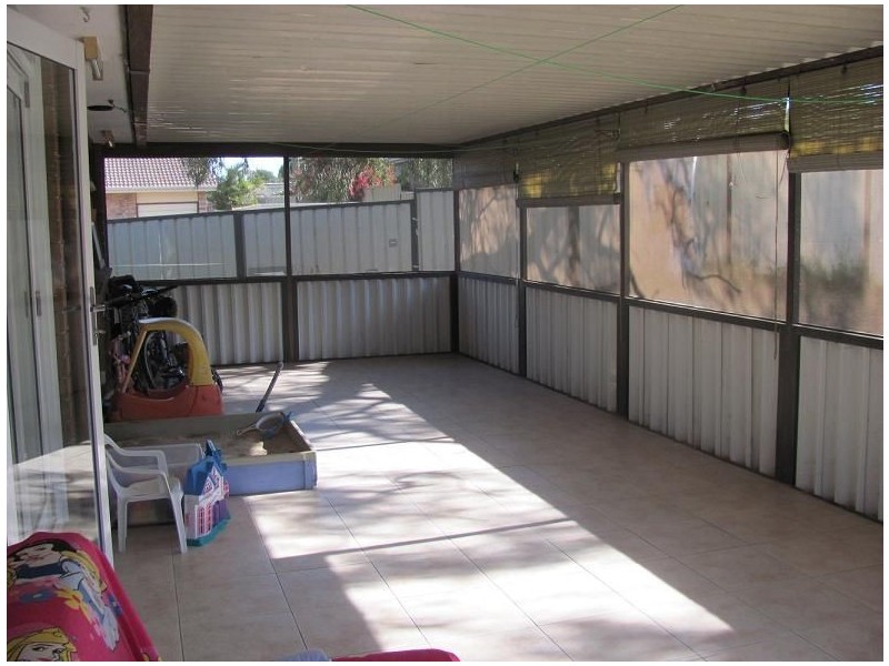 23 Stranraer Drive, St Andrews NSW 2566