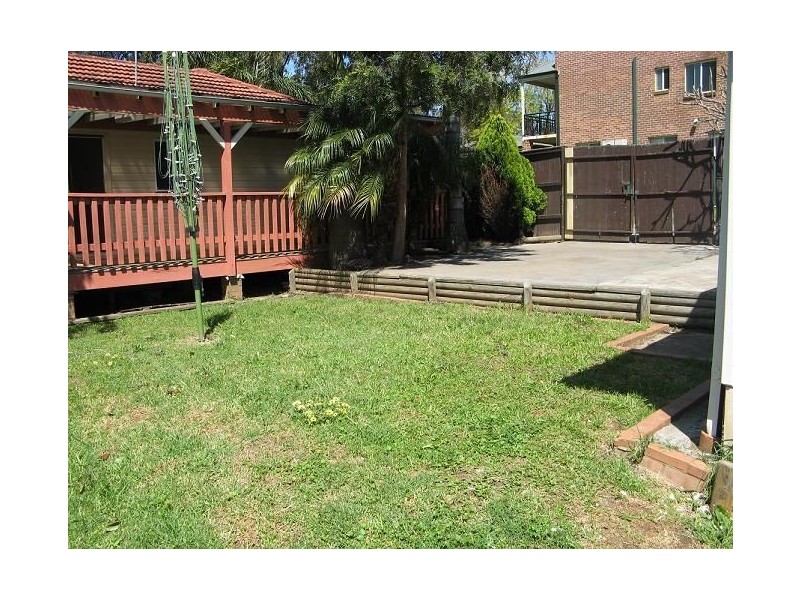 35 Euroka St, Ingleburn NSW 2565