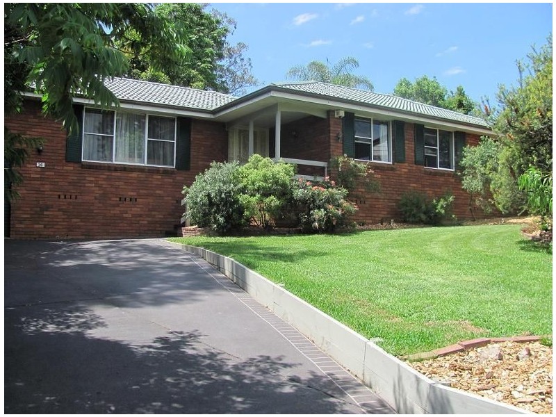 14 O’Malley Place, Glenfield NSW 2167