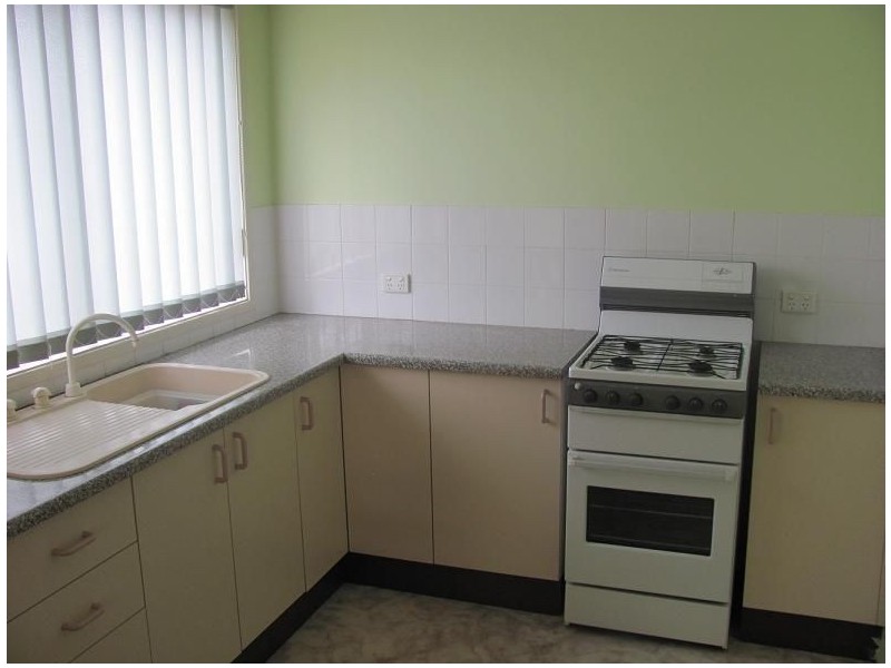 2/35 Bugatti Drive, Ingleburn NSW 2565