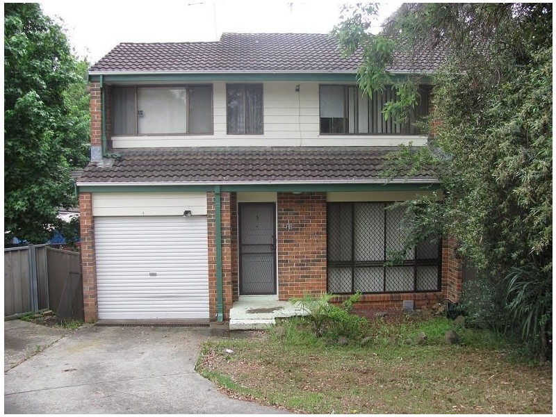 5/27 Waratah Crescent, Macquarie Fields NSW 2564
