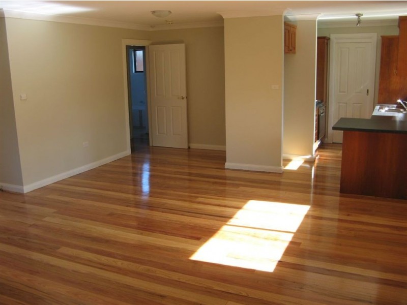 6 Bainbridge Avenue, Ingleburn NSW 2565