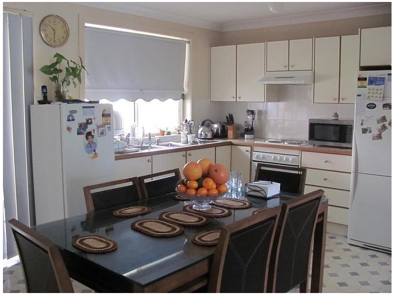 1B Warwick Street, Minto NSW 2566