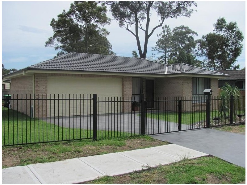 34 Rosewood Drive, Macquarie Fields NSW 2564