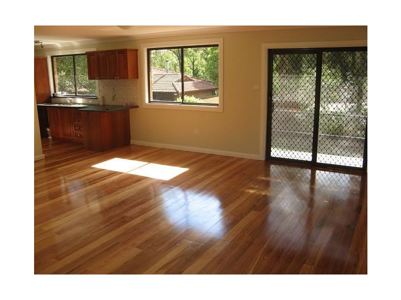 6 Bainbridge Avenue, Ingleburn NSW 2565