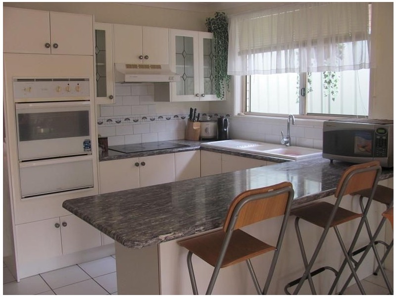 1/38 Fuchsia Cres, Macquarie Fields NSW 2564