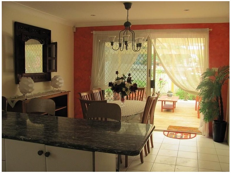 1/38 Fuchsia Cres, Macquarie Fields NSW 2564